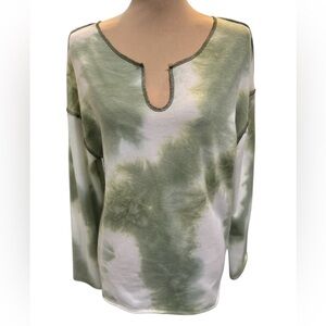 La Miel Women’s Sweatshirt Size Medium V-Neck Long Sleeve Green & White Tie Dye.